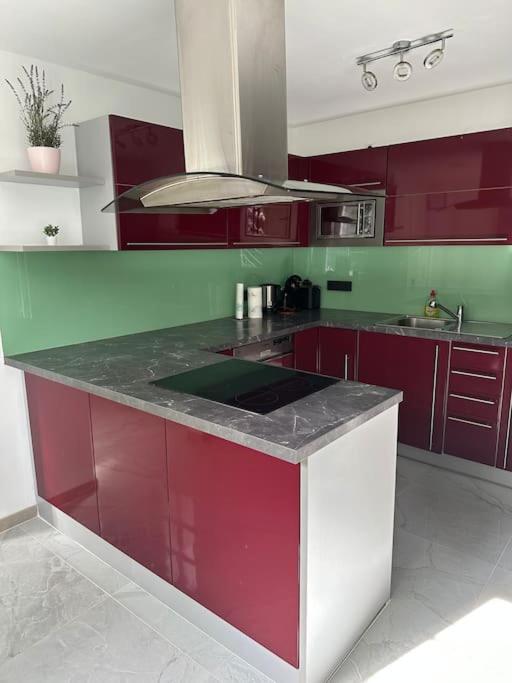 Outlet Center House, Pool-Jacuzzi-Garden-Sundeck Villa Parndorf Ngoại thất bức ảnh